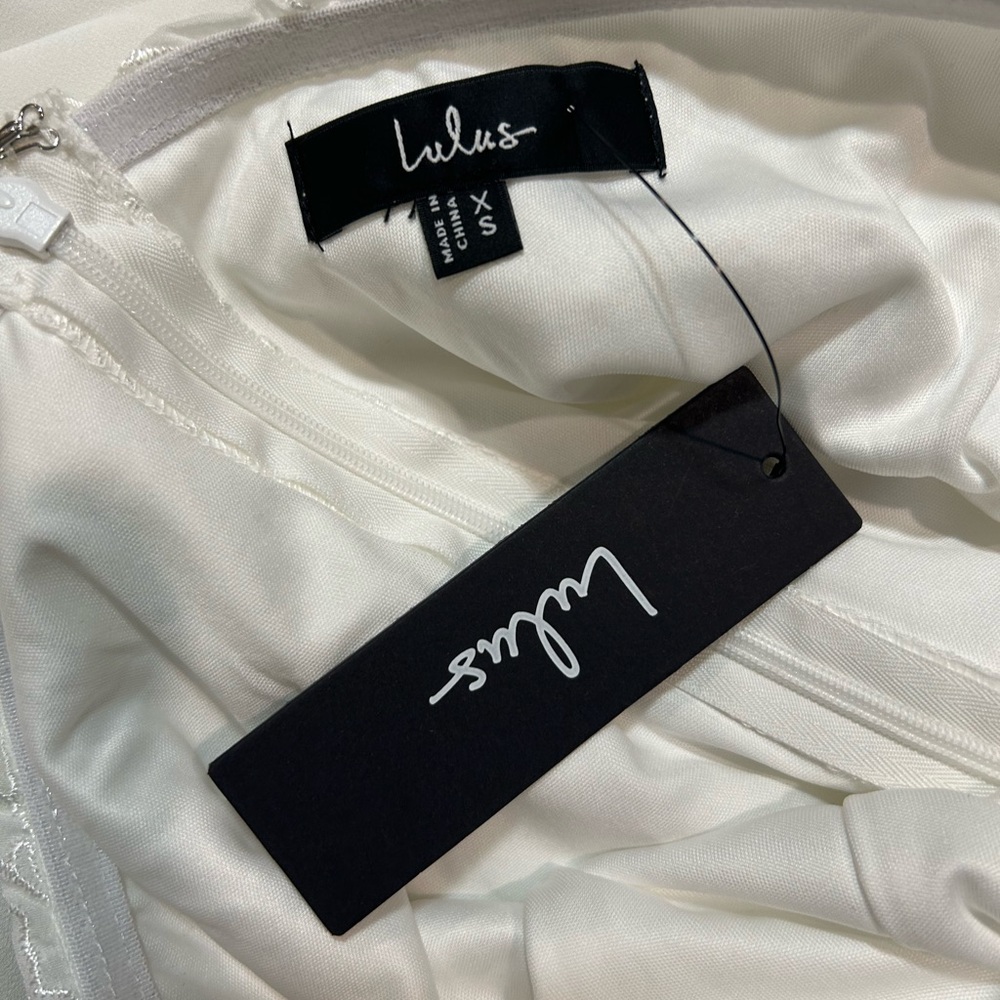 *NWT* Lulus Alysanne White Embroidered Drop Waist Halter Midi Dress - Picture 5 of 5